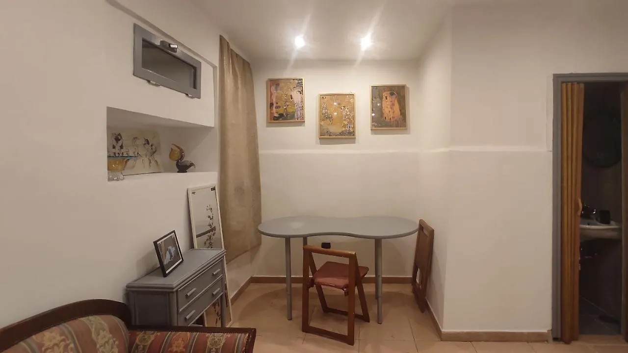 Tra Il Bosco E L'Orto Apartment Naples